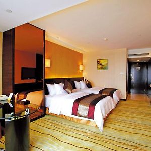 Cenbest Jinling Grand Hotel
